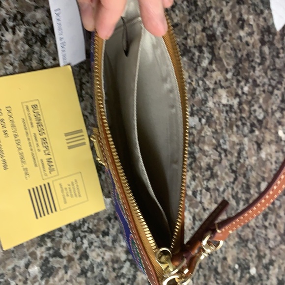 NWT Dooney & Bourke Florida Gators Leather Zipper Clutch Purse Strap Wristlet - Picture 7 of 11